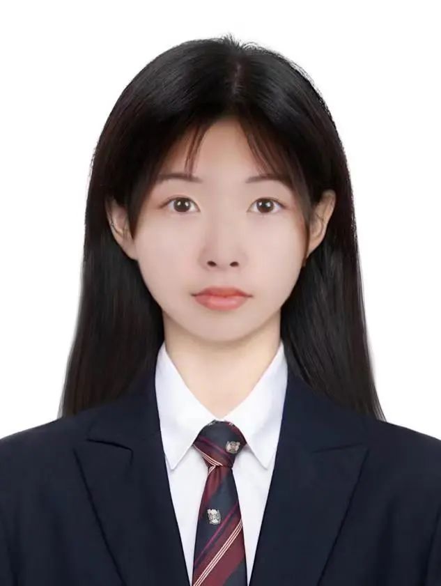 8732