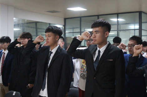 博艺住宿书院干部大会7.png 博艺住宿书院干部大会7.png