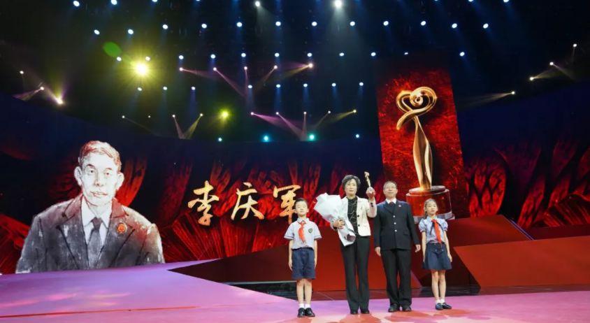 微信图片_20190422104648.jpg 微信图片_20190422104648.jpg