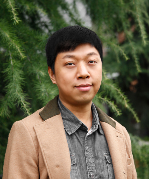 游杰.jpg 游杰.jpg