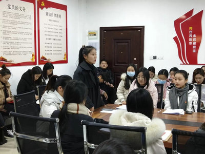 学生发言4.jpg