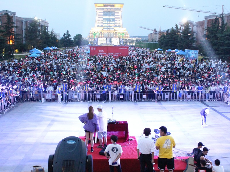 荧光夜跑1 (3).jpg 荧光夜跑1 (3).jpg