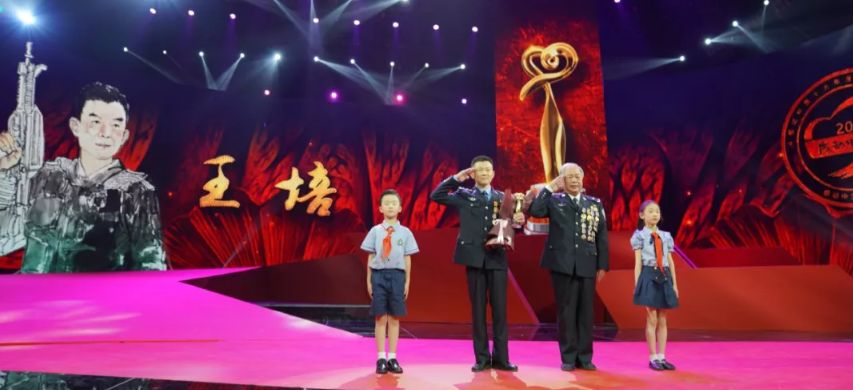 微信图片_20190422104647.jpg 微信图片_20190422104647.jpg