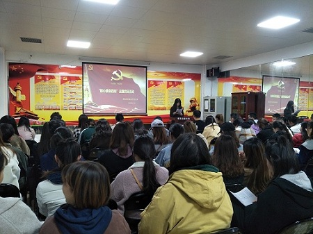学生发言1.jpg