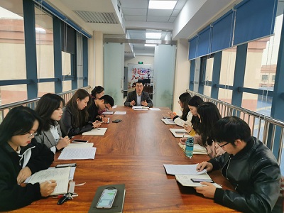 教工党支部开展主题教育学习会.jpg 教工党支部开展主题教育学习会.jpg
