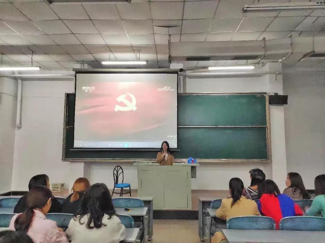 2思齐住宿书院榜样4.jpg 2思齐住宿书院榜样4.jpg