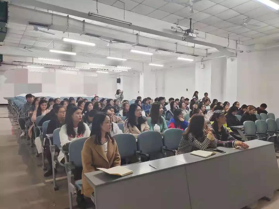 1思齐住宿书院榜样4.jpg 1思齐住宿书院榜样4.jpg