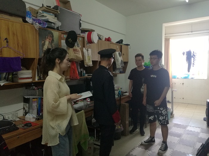 博艺住宿书院联合保卫处开展安全隐患排查及卫生检查工作2.jpg