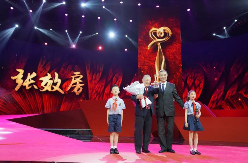 微信图片_20190422104658.jpg 微信图片_20190422104658.jpg