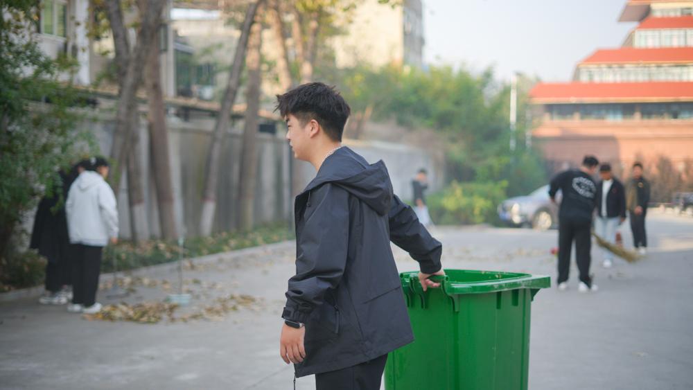 至善住宿书院学生第八团总支第四团支部 至善住宿书院学生第八团总支第四团支部