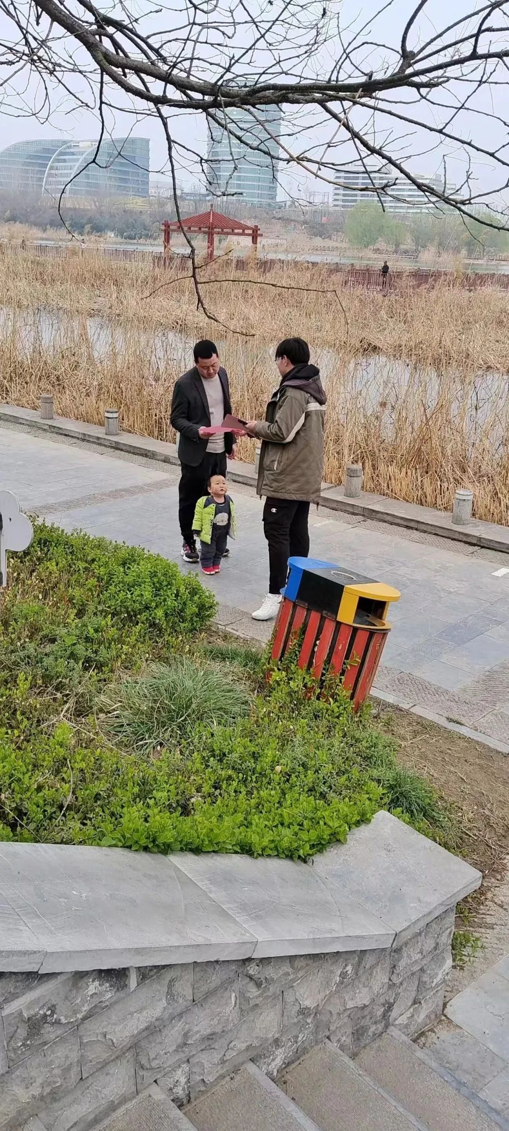 “轩辕湖防溺水宣传”社区实践活动 “轩辕湖防溺水宣传”社区实践活动