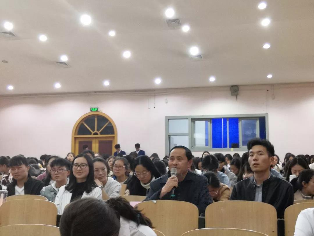 看见地方银行柜台.jpg 看见地方银行柜台.jpg