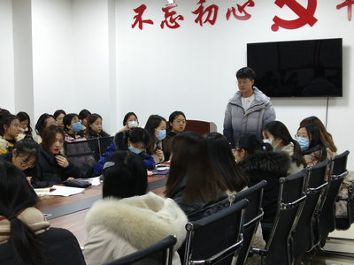 学生发言3.jpg