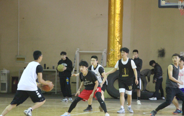 校团委、校学生会篮球赛5.png 校团委、校学生会篮球赛5.png