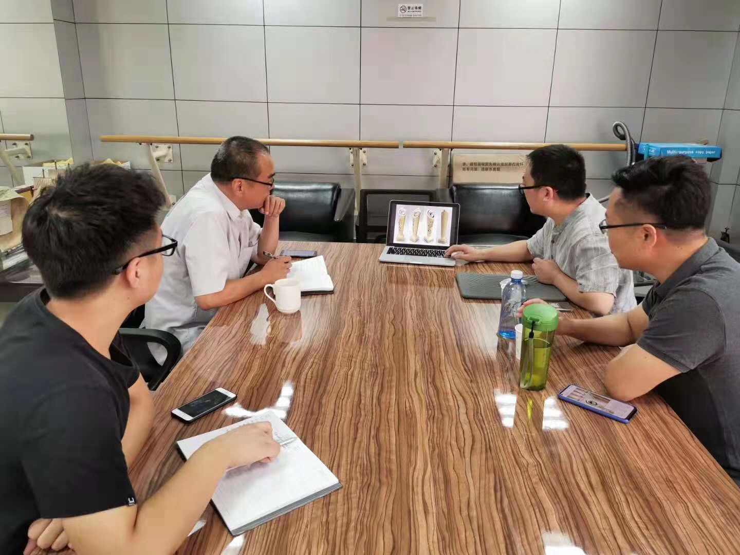 微信图片_20190828083710.jpg 微信图片_20190828083710.jpg