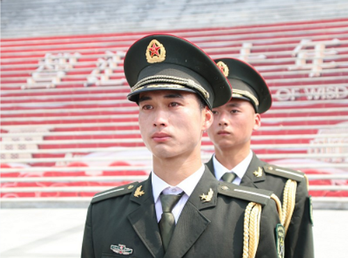 国旗护卫队家长访校检阅仪式4.png 国旗护卫队家长访校检阅仪式4.png
